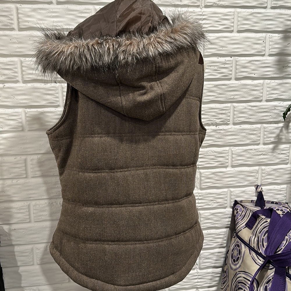 Vanity Vest - Picture 5 of 5